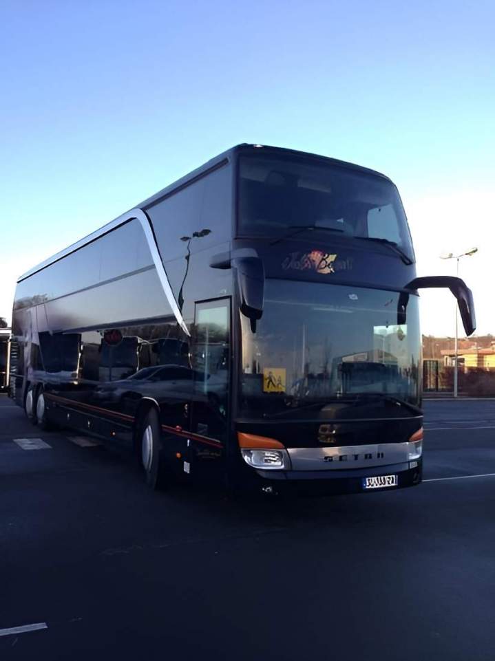 Location de mini-bus aux comités d’entreprise Lens