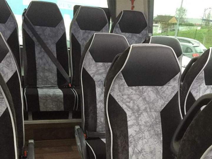 Location de mini-bus Lens